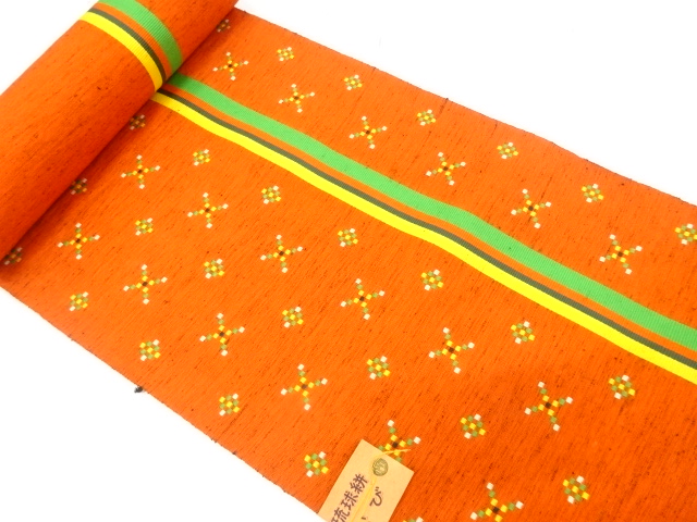 B反　琉球絣柄織り出し　名古屋帯地反物